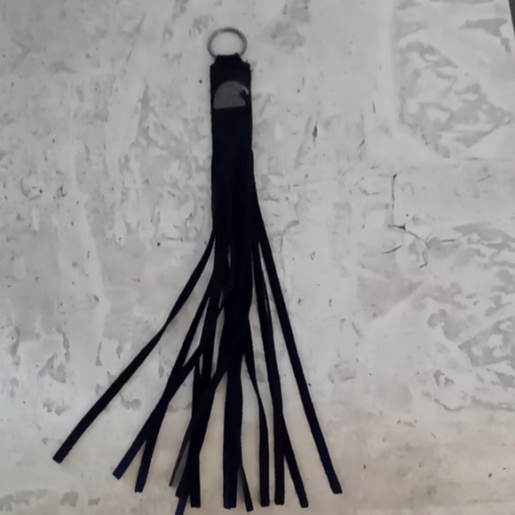 Free with bundle :Mag flashlight Eagle belt buckle Eagle fringed key holder. - Picture 3 of 8